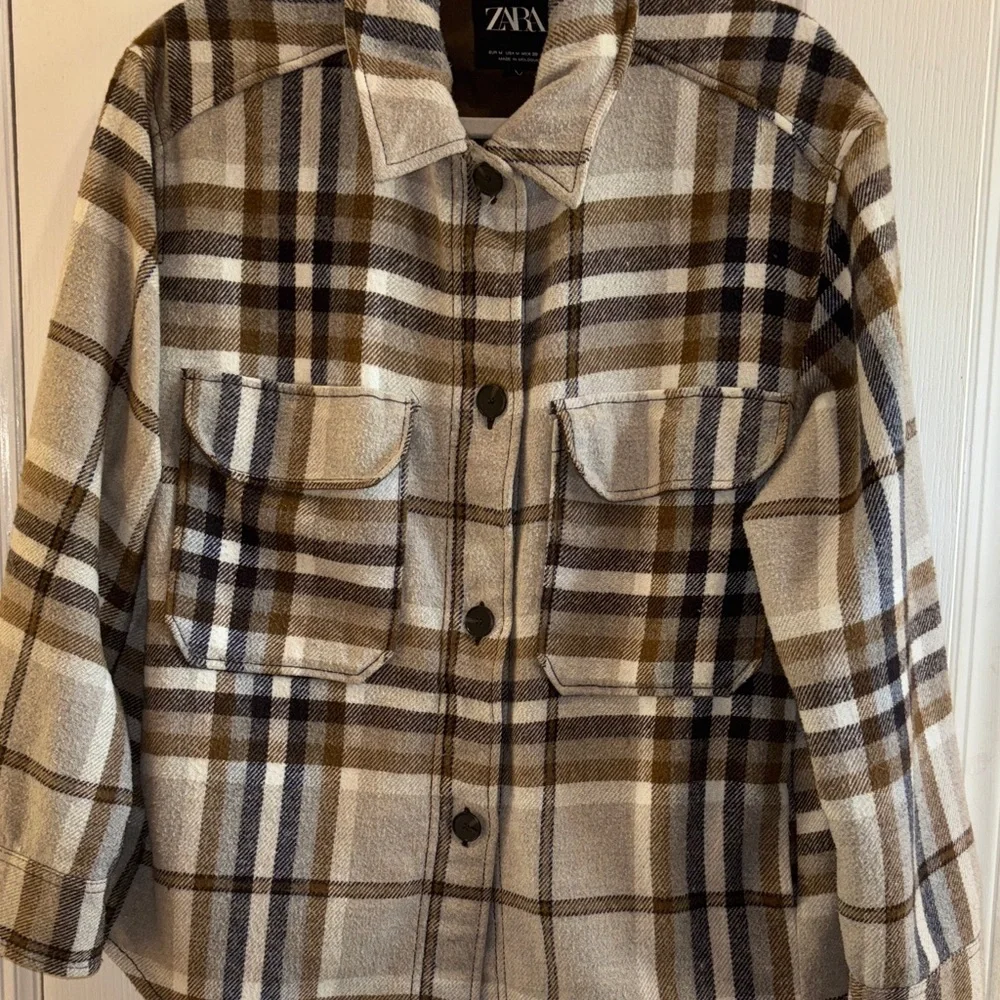 ZARA TAN BROWN CREME COLORED PLAID SHACKET OVERSIZED MEDIUM EXTRA BUTTON